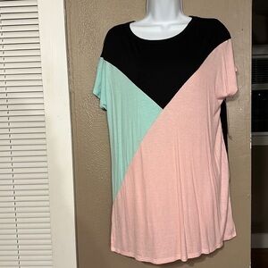 𝅺heimish short sleeve round neck top with side slit detail, mint, pink and black